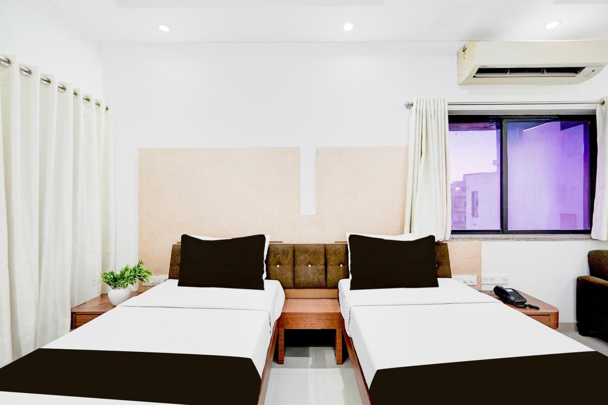 Super Townhouse Mg Road Porbandar Formerly Hotel Harmony Εξωτερικό φωτογραφία