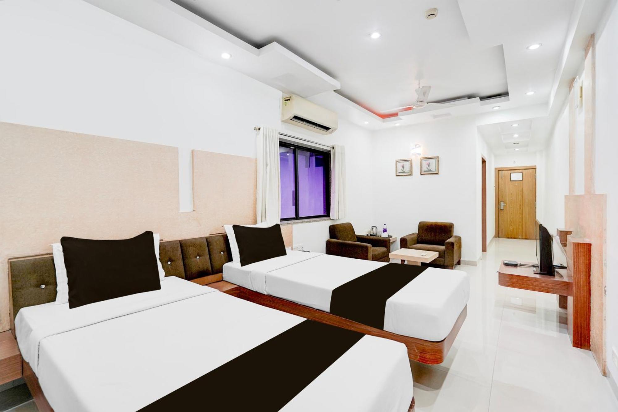 Super Townhouse Mg Road Porbandar Formerly Hotel Harmony Εξωτερικό φωτογραφία