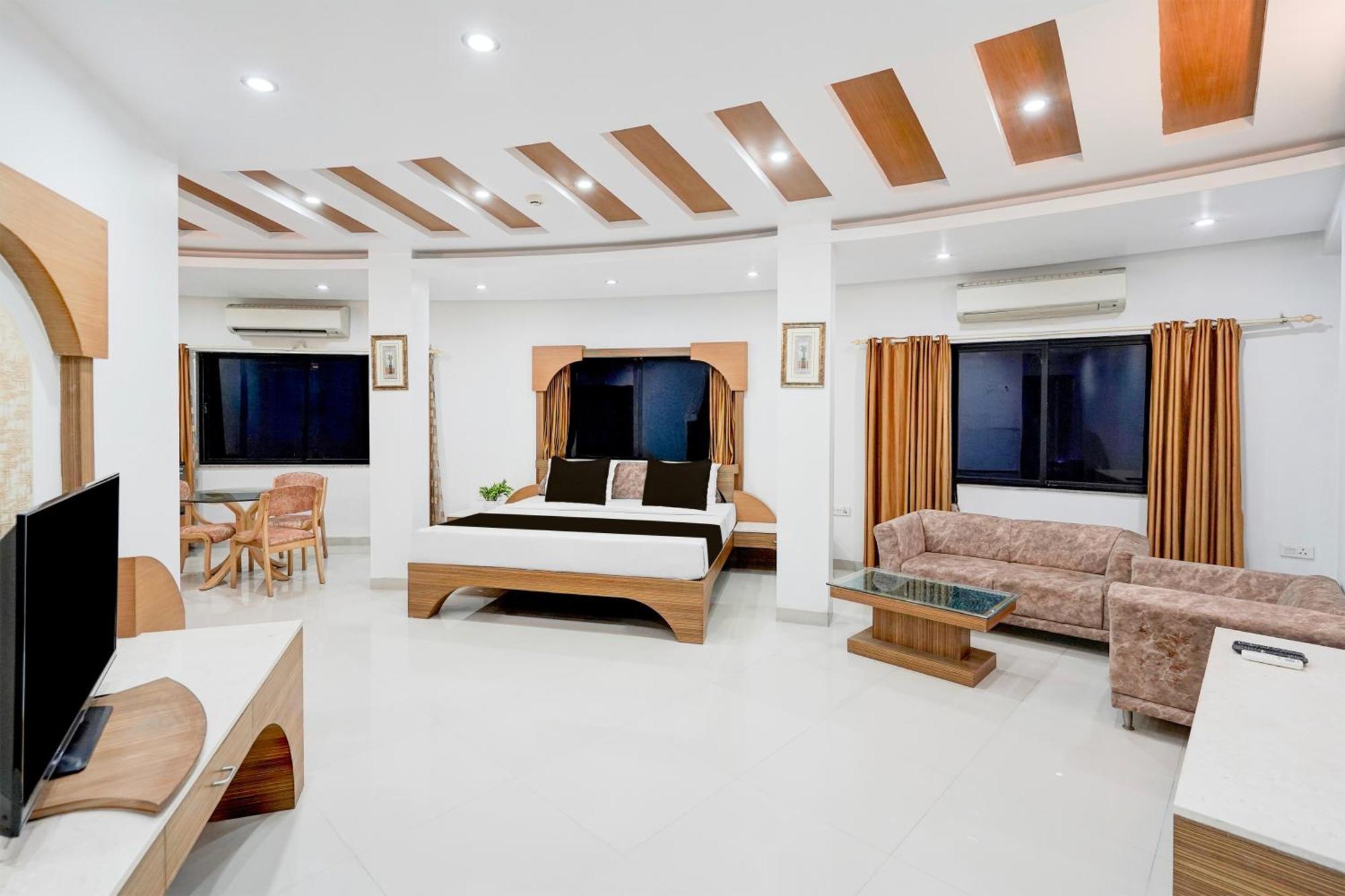 Super Townhouse Mg Road Porbandar Formerly Hotel Harmony Εξωτερικό φωτογραφία